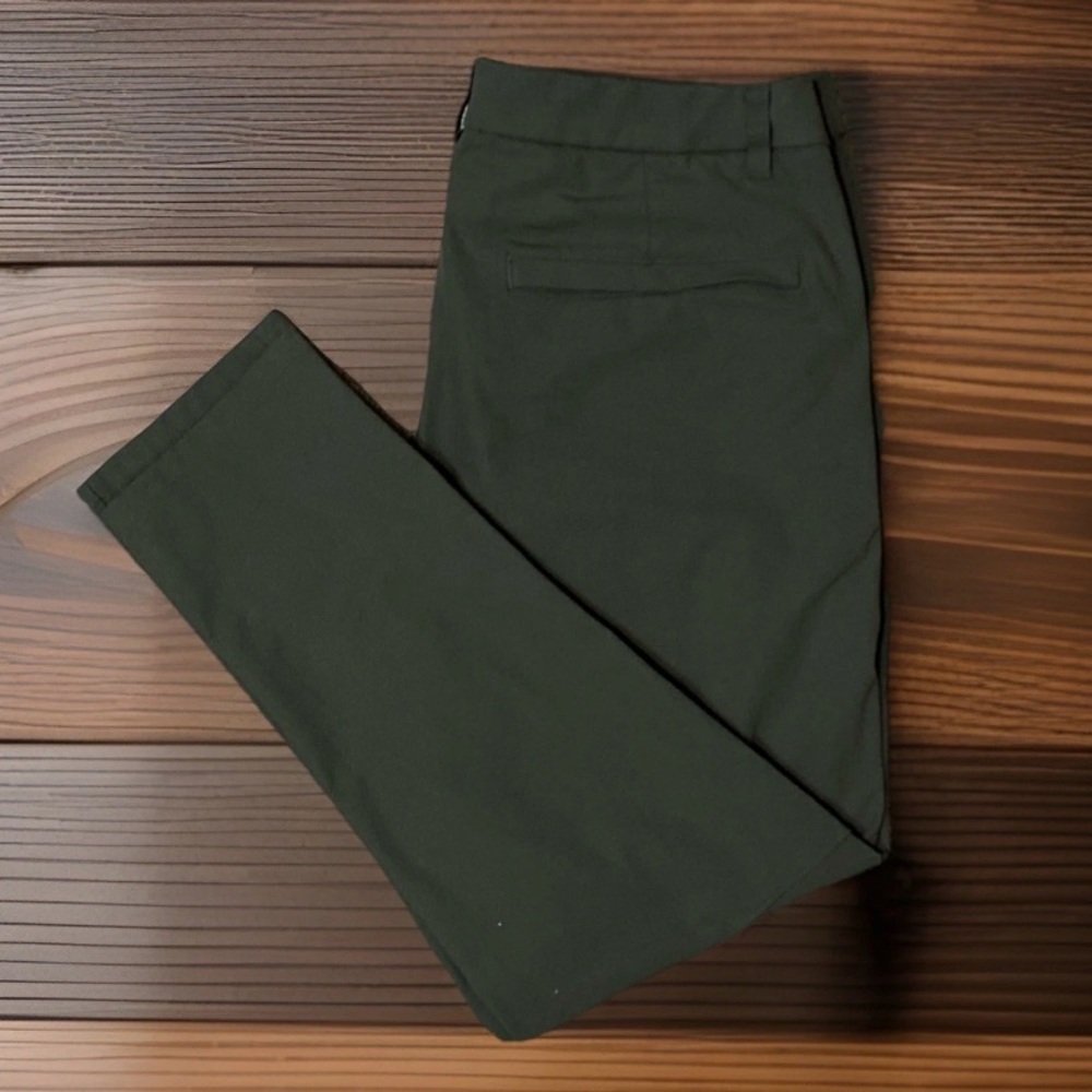 Lululemon Commission Mens Green Pants Size 34 Stretch Chino LM5ADHS - Picture 1 of 3